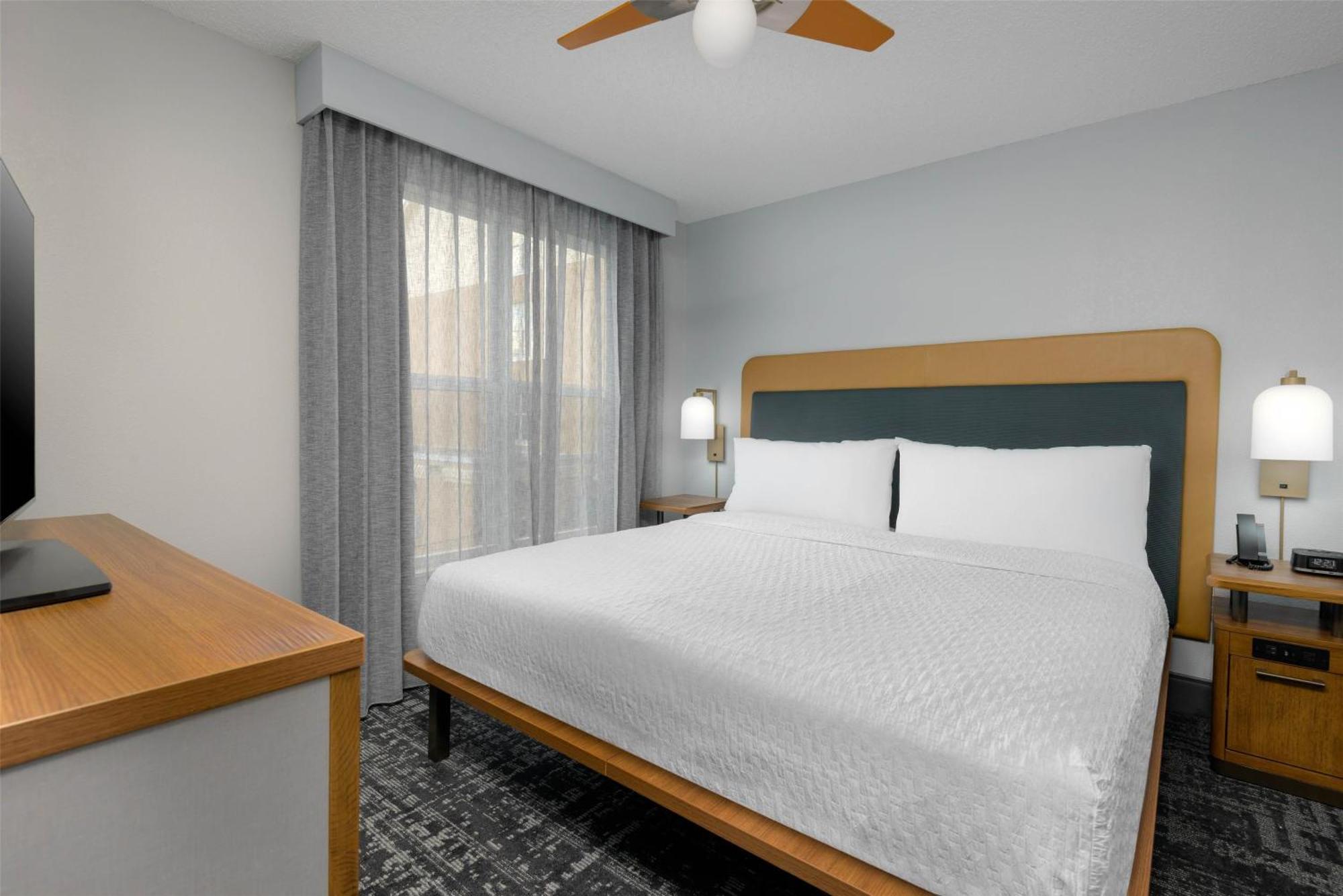 Homewood By Hilton Orlando-ucf Area Hotel