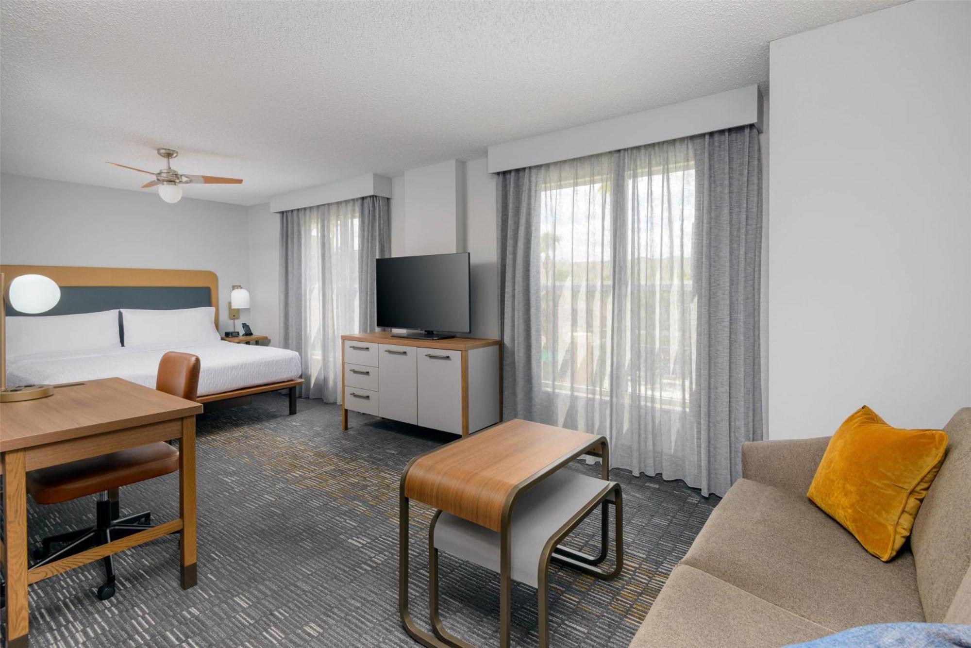 Hotel Homewood By Hilton Orlando-ucf Area 3*