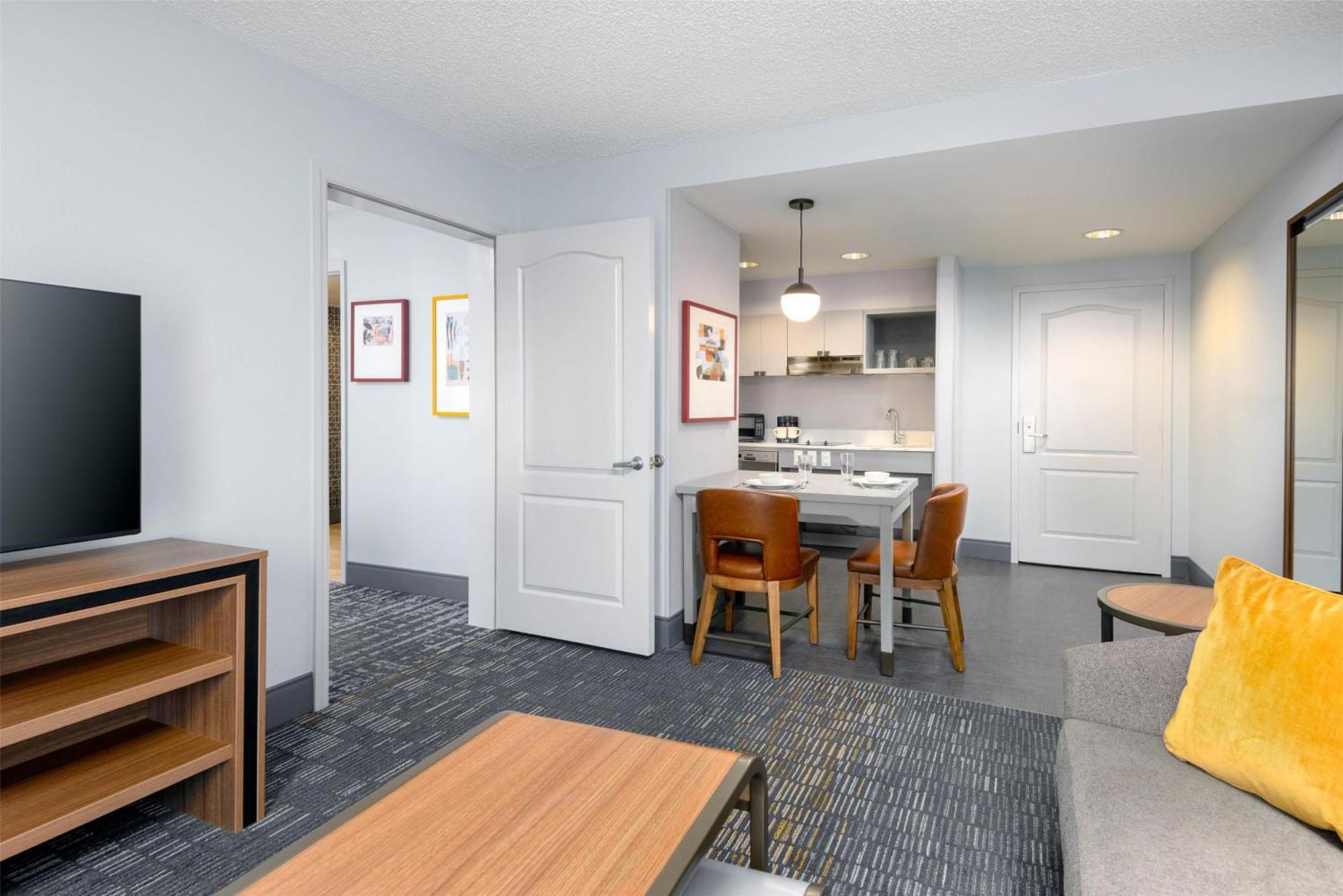 Homewood By Hilton Orlando-ucf Area Hotel Alafaya